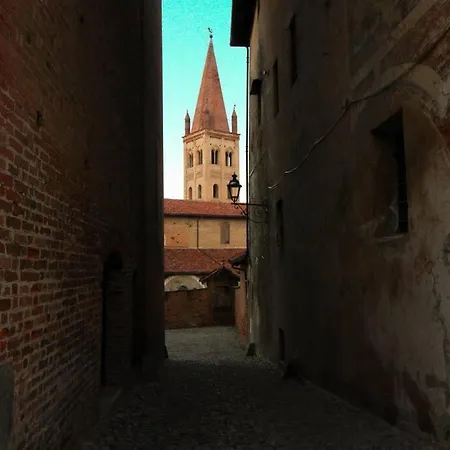 Nel Centro Storico Di Daire *